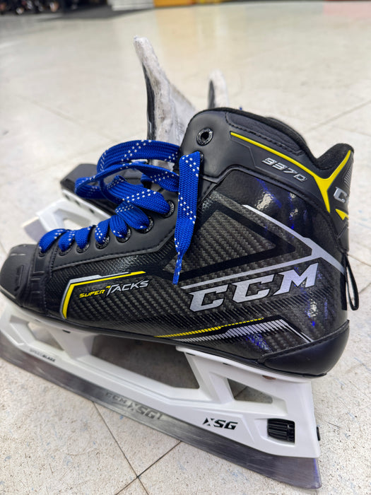Used CCM Tacks 9370 Goalie Skates 10D