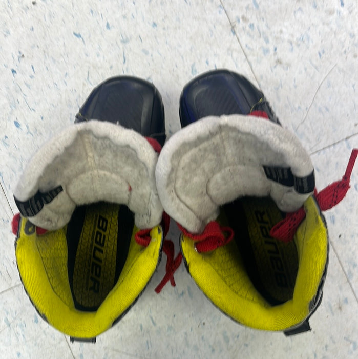 Used Bauer Supreme 3S Size 2 Goal Skates