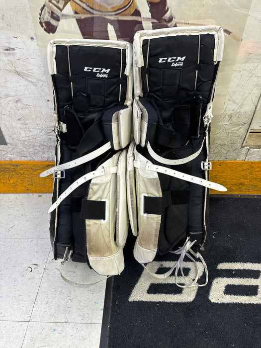 Used CCM E3.5 30+1” Goal Leg Pads