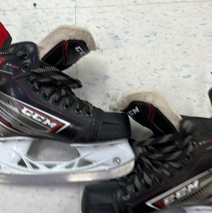 Used CCM Jetspeed FT460 3D Player Skates
