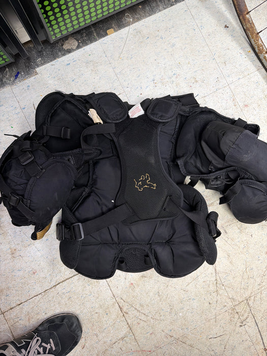 Used Vaughn Epic 800 Junior Medium Chest Protector
