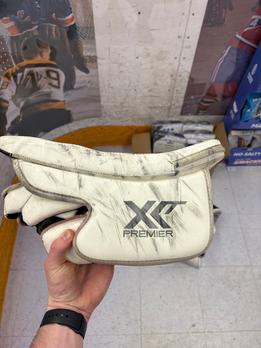 Used Reebok Premier XLT Senior Catcher and Blocker Set