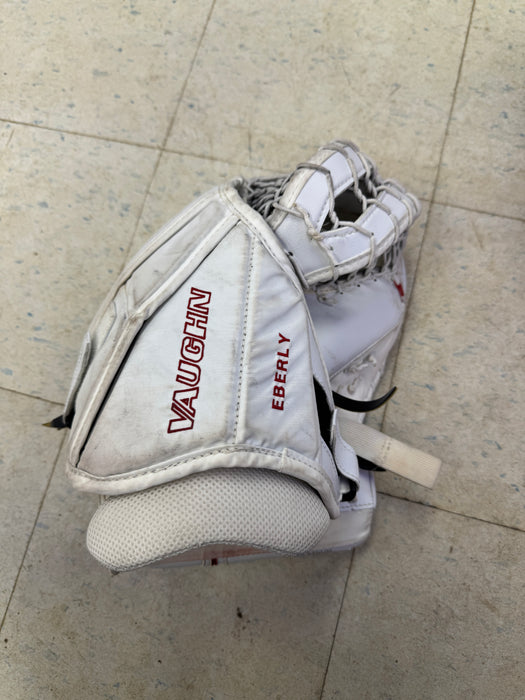 Used Pro Stock Vaughn V10 Pro Carbon Senior Catcher 1