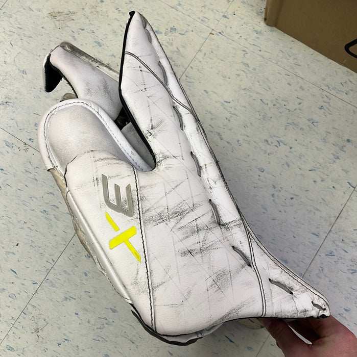 Used Bauer 3X Senior Blocker