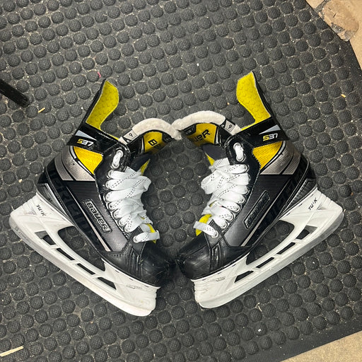 Used Bauer Supreme S37 Size 6D Skates