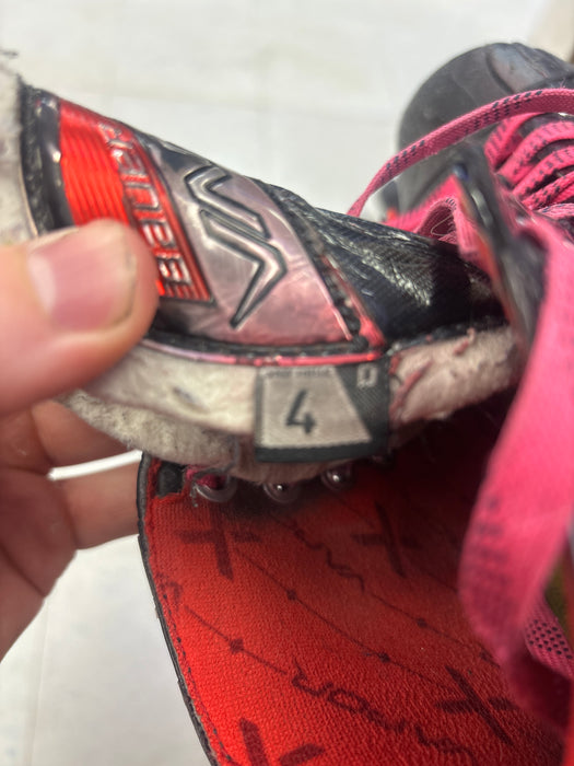 Used Bauer Vapor x3.7 Size 4.0D Skates
