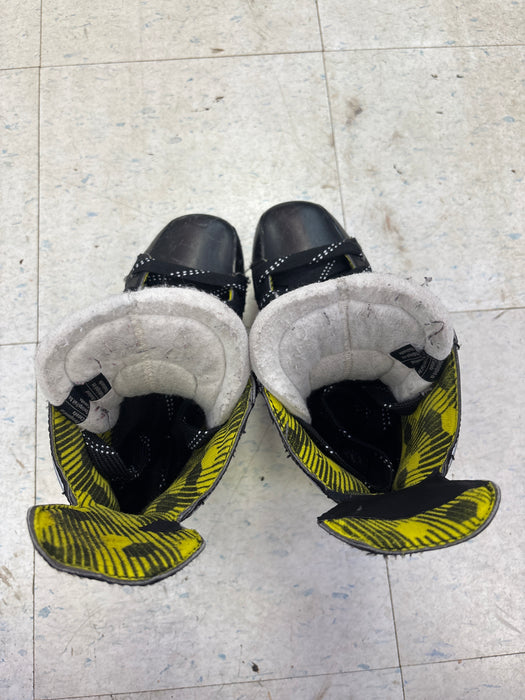 Used Bauer Supreme M3 Size 4.5D Skates