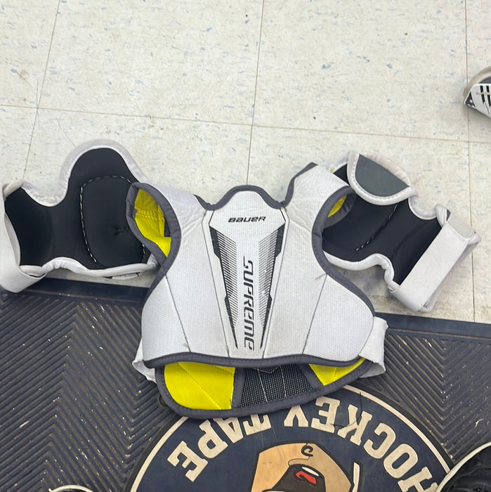 Used Bauer Supreme S170 Youth Medium Shoulder Pads