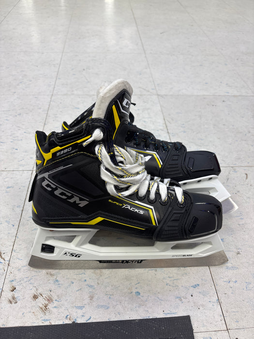 Used CCM Super Tacks 9380 Size 7.0EE Skates