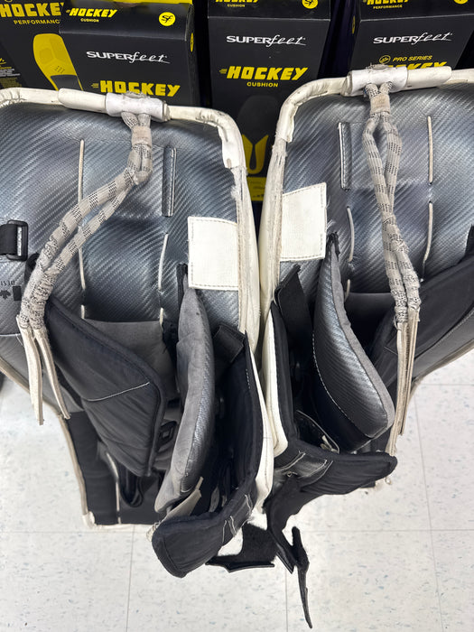 Used Brian’s Subzero7.0 33+1” Goalie Leg Pads