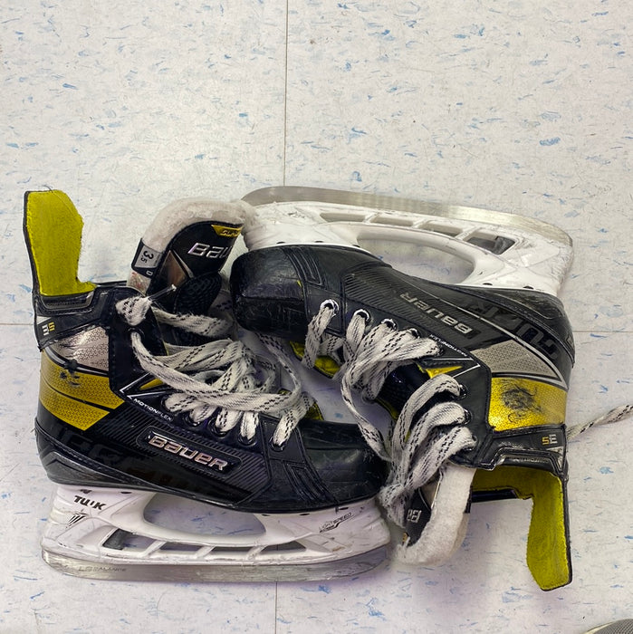 Used Bauer Supreme 3s Size 3.5 Skates
