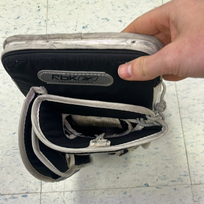 Used Reebok 6K Junior Blocker