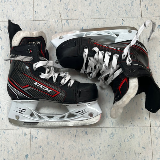 Used CCM JetSpeed FT360 Size 1 Player Skates