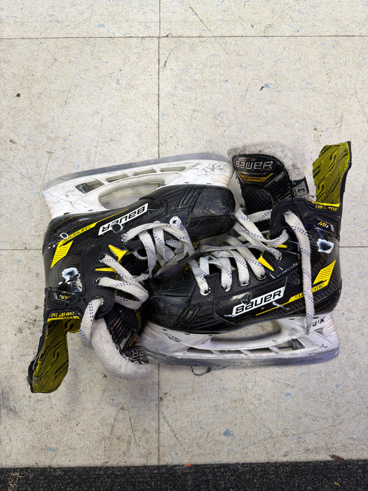 Used Bauer Supreme M4 Size 3.0D Skates