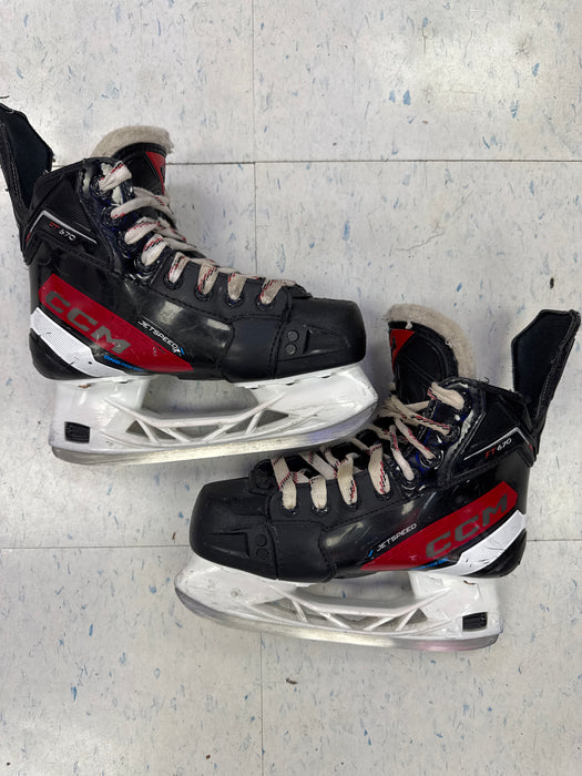 Used CCM Jetspeed FT 670 2.5D Player Skates