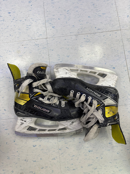Used Bauer Supreme 3s Size 2.5 EE