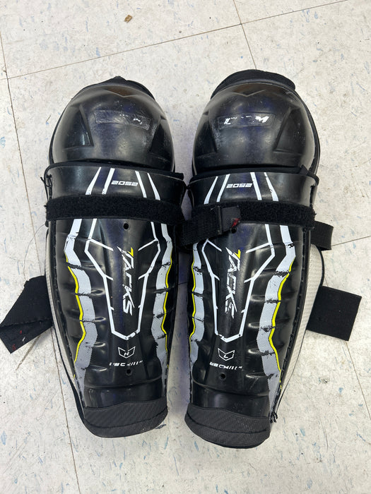 Used CCM Tacks 2052 Junior Shin Guards
