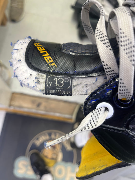 Used Bauer Supreme s160 Size 13 Youth Skates
