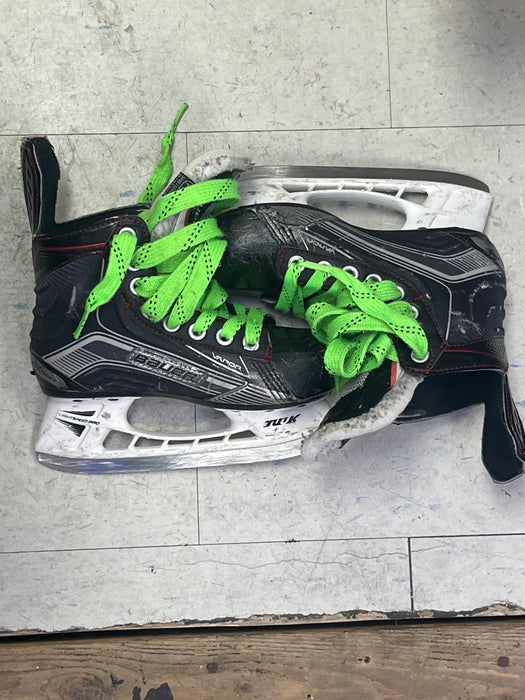 Used Bauer Vapor X500 Size 12.5 Youth Skates