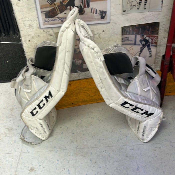 Used CCM EFlex 5.5 28+1 Goal Pads
