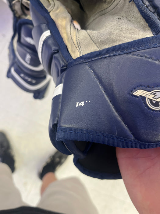 Used Mission Fuel 90 14" Gloves