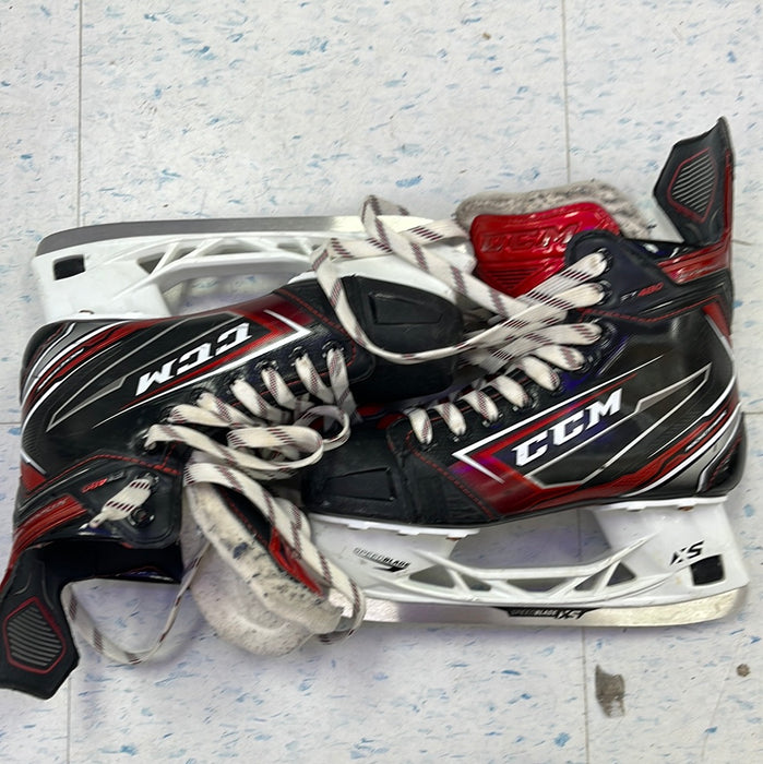 Used CCM JetSpeed FT480 Size 4 Player Skates