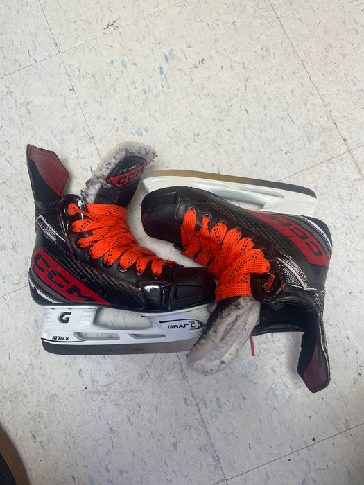 Used CCM JetSpeed FT6 Pro Size 13.5 Youth Skates