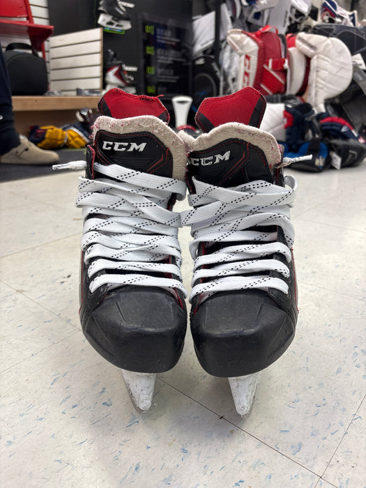 Used CCM JetSpeed FT460 Size 5.5 Skates