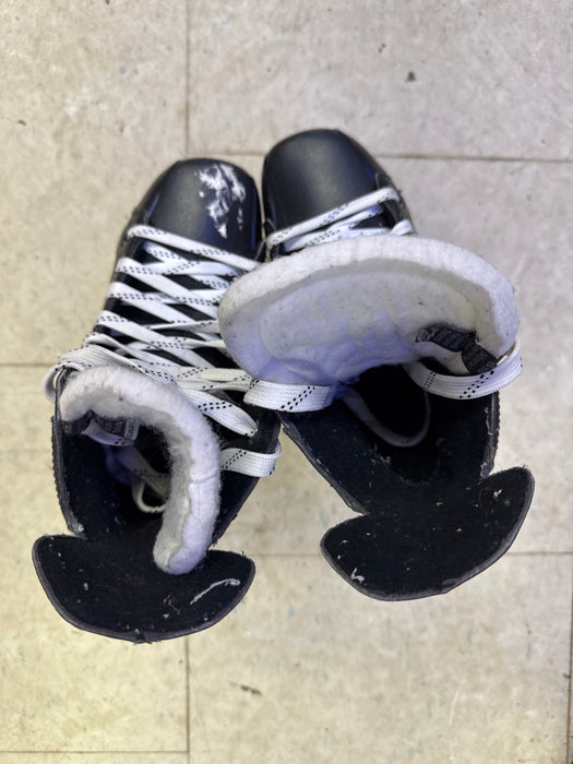 Used Bauer Supreme 140 1.0D Player Skates