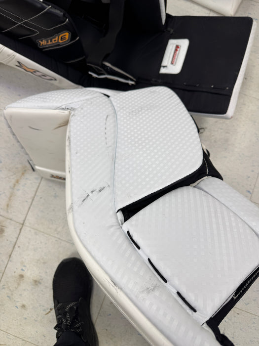 Used Brian’s Optik 3 33”+2” Goalie Set