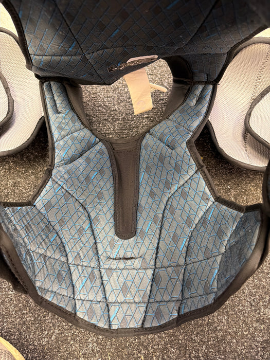 Used Bauer X Senior Large Shoulder Pads