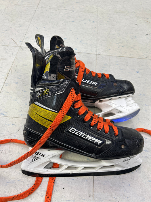 Used Bauer Supreme UltraSonic Senior Player Skates