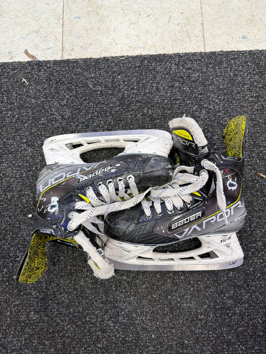 Used Bauer Vapor 3x Size 3.0EE Skates
