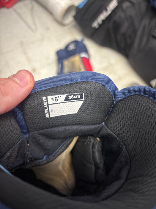 Used Bauer Supreme M5 Pro 15” Senior Gloves