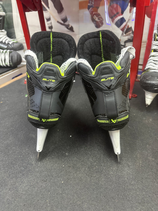 Used Bauer Vapor Elite Goalie Skates Size 4 Fit 3