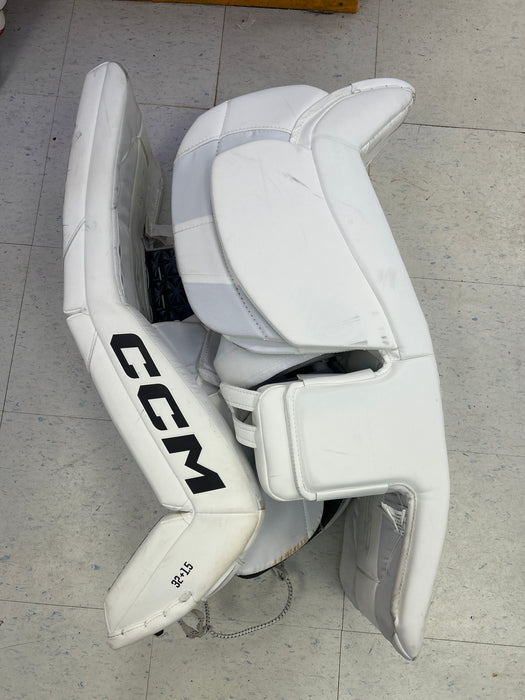 Used CCM EFlex 6.9 Senior Goal Pads