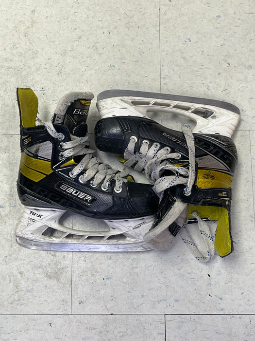 Used Bauer Supreme 3S Size 2.5 Skates