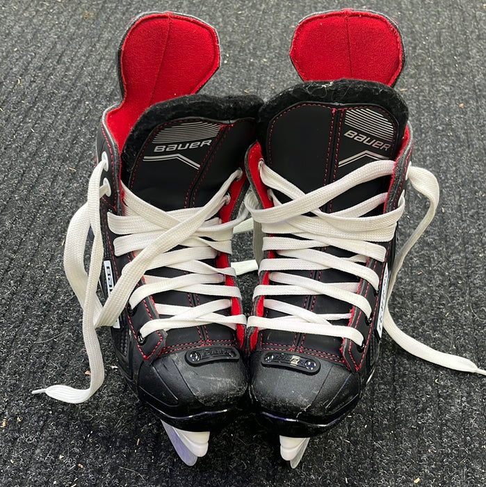 Used Bauer NS Size 12 Youth Player Skates