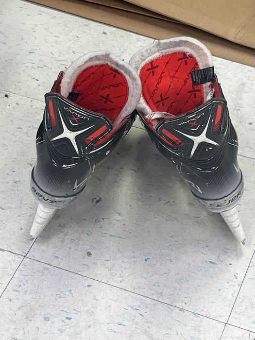 Used Bauer Vapor X3.7 Size 8.5 Skates