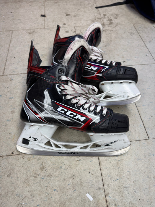 Used CCM JetSpeed FT490 Size 9.0EE Skates