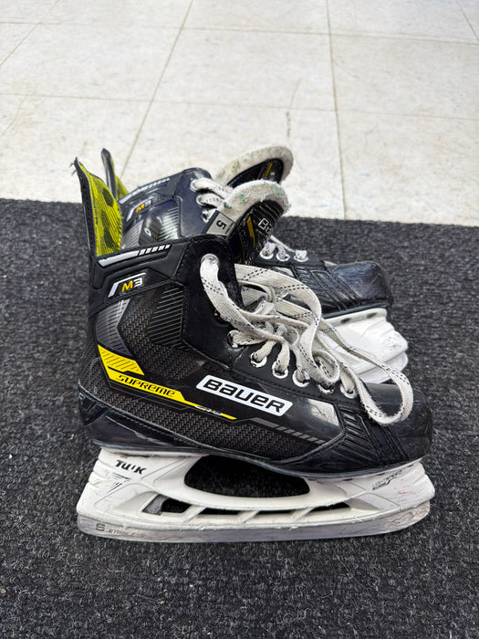 Used Bauer Supreme M3 Size 5.0EE Skates