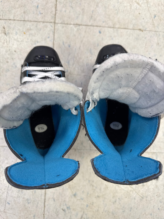 Used Bauer XLP Skates Youth 12.0