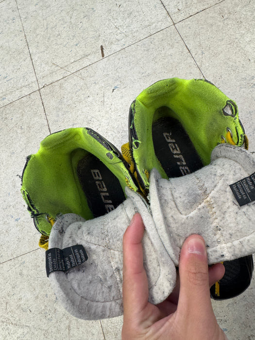 Used Bauer GSX Goalie Skates 2.5D