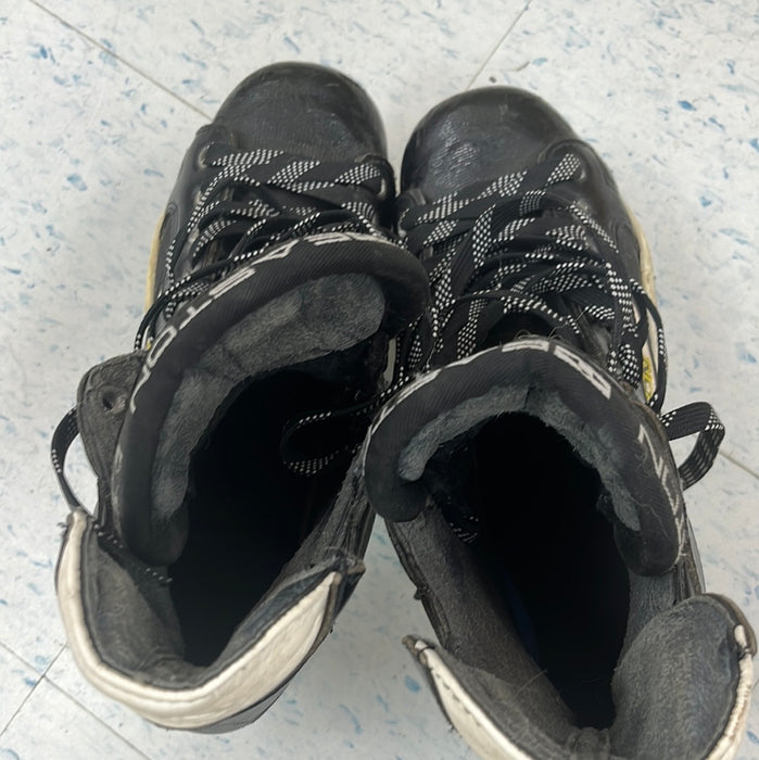 Used Easton Air Size 9 Player Skates