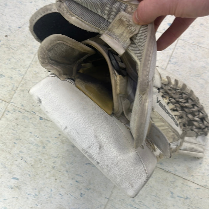 Used Vaughn Velocity V5 Senior Catcher