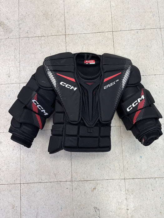 Used CCM EFLEX 7.9 Chest Protector Intermediate Large