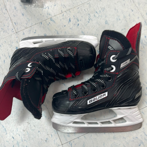 Used Bauer Vapor NS Youth Player Skates size 9D