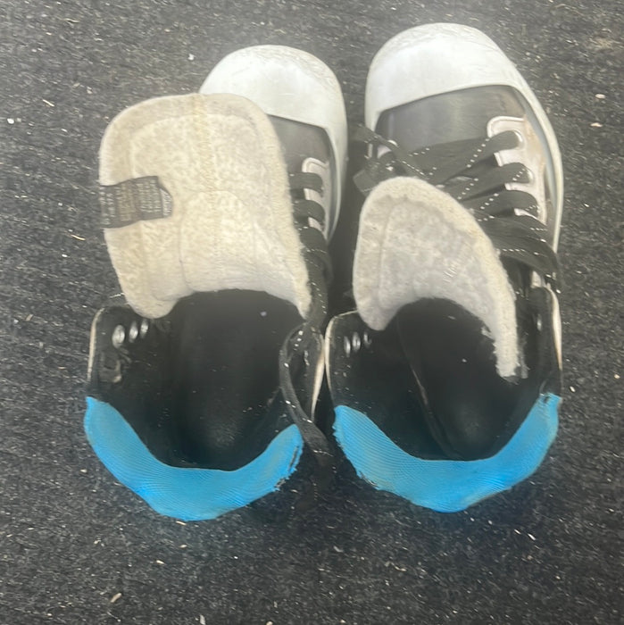 Used Bauer Reactor 5000 Size 4 Goal Skates