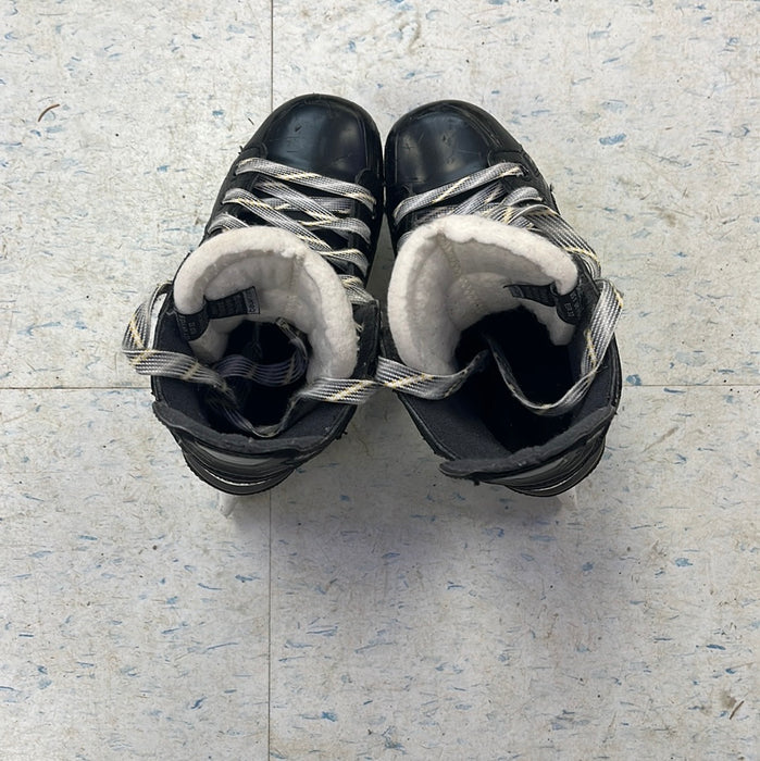 Used Bauer Supreme One.6 13Y Player Skates