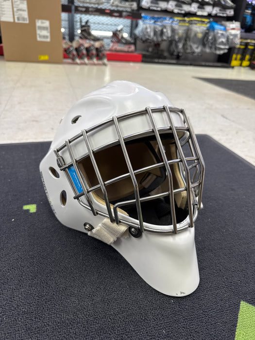 Used Sportmask T3 Senior Medium Goalie Mask